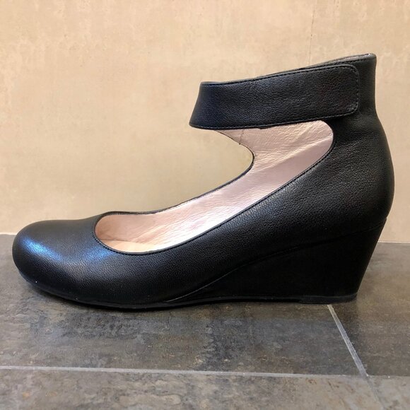 Black Wedge Vespa Shoe - Picture 8 of 10